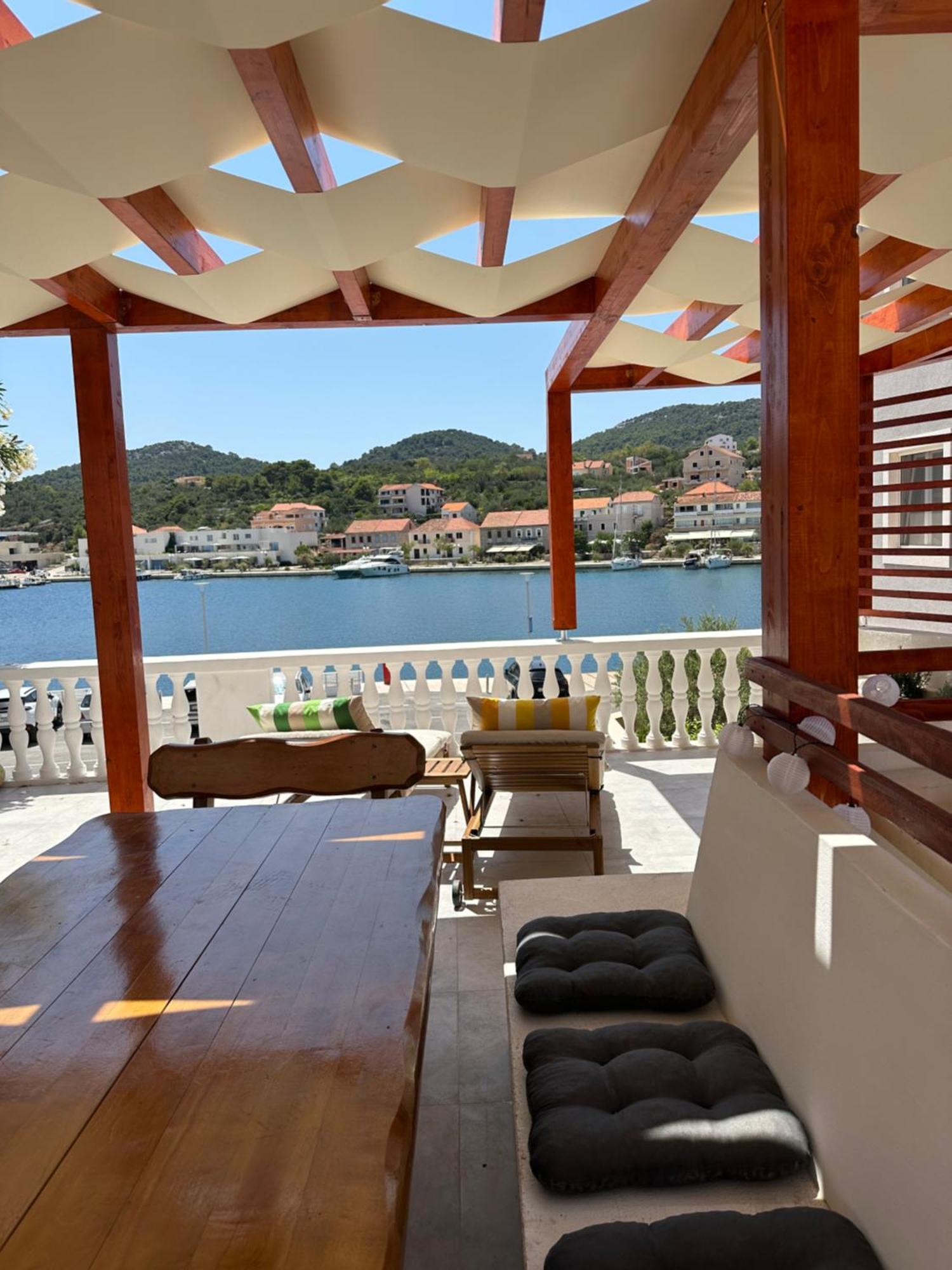 Apartmani Sali Seaview Екстер'єр фото